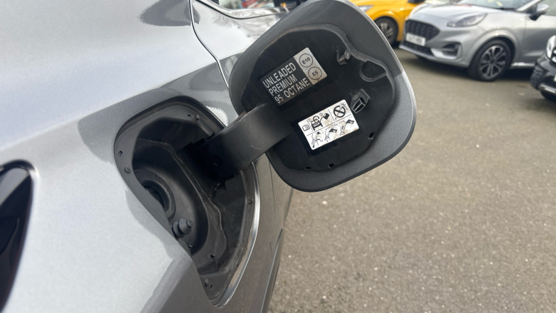 Nissan Qashqai 1.3 DiG-T MH Acenta Premium 5dr Petrol Hatchback